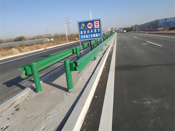 锡林郭勒公路护栏守护安全横跨多个行业的应用